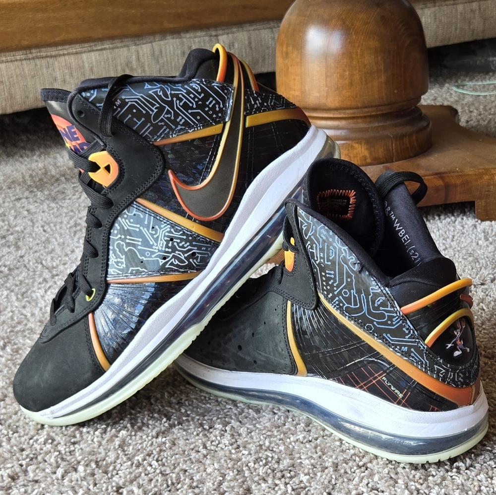 Lebron 8 QS Space Jam
